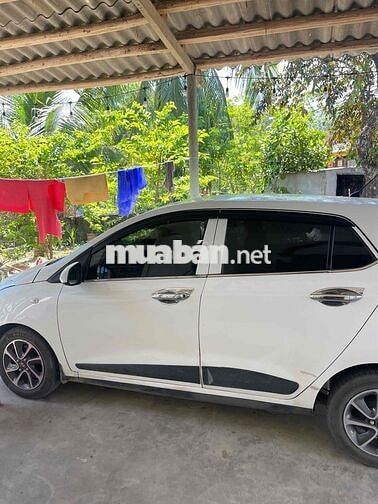 Hyundai i10 2016 Trắng