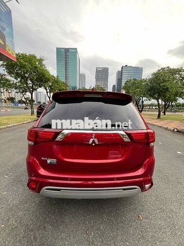 Mitsubishi Outlander CVT 2022 Đỏ 54.400 km
