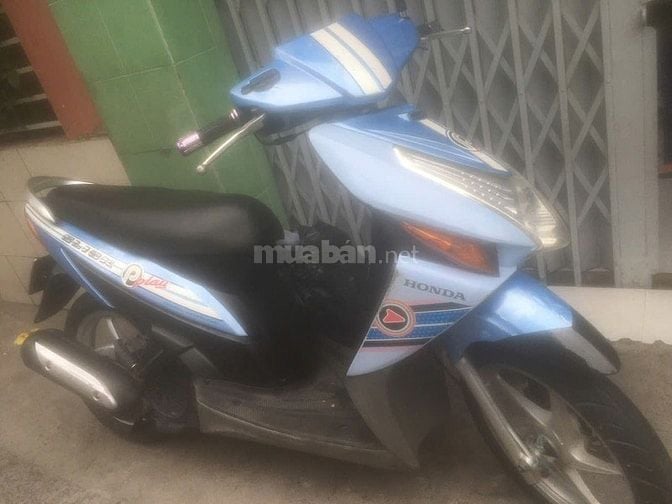 Bán xe Click 2010, màu xanh và Lead 2012 màu đồng