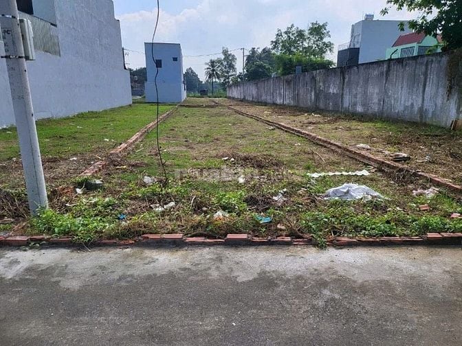 Bán lô đất full thổ cư 130m2 , ngay thị Trấn Củ Chi