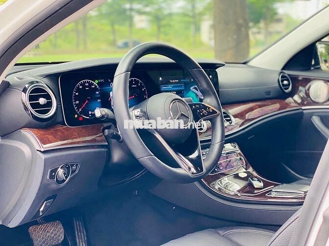 MERCEDES E200 EXCLUSIVE V1 MODEL 2023 MỘT CHỦ
