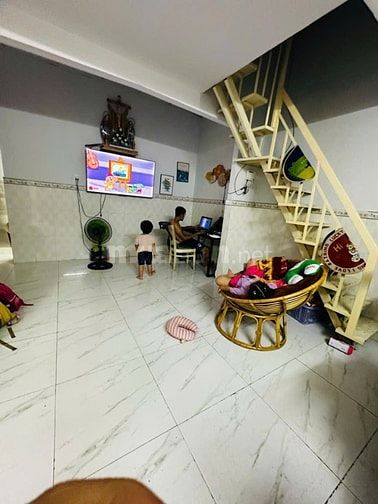 Bán nhà 63m2,  2 PN gần đường Linh Trung Tp HCM 