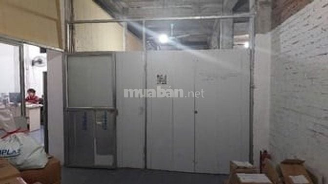 CHO THUÊ MẶT BẰNG vị trí đẹp số 42 Hoàng Văn Thái, DT 140m2