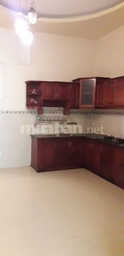 Cho thuê nhà để ở,kinh doanh hẻm xe hơi, rộng, gần chợ Hiệp Bình, trườ