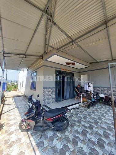 HẠ TỪ 3,2 TỶ XUỐNG CÒN 2,2 TỶ CĂN NHÀ MỚI TINH