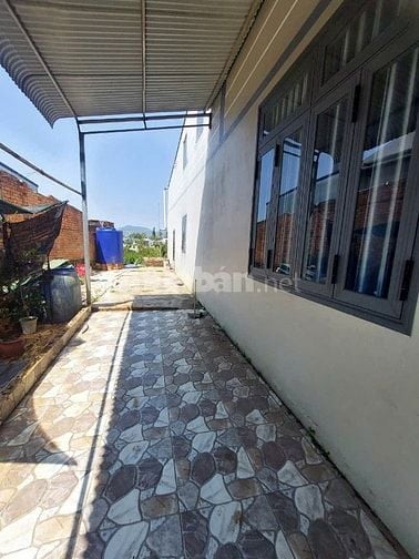 HẠ TỪ 3,2 TỶ XUỐNG CÒN 2,2 TỶ CĂN NHÀ MỚI TINH