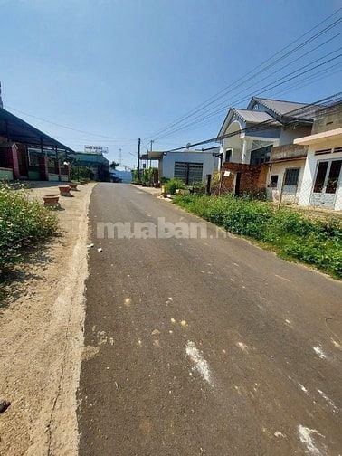HẠ TỪ 3,2 TỶ XUỐNG CÒN 2,2 TỶ CĂN NHÀ MỚI TINH
