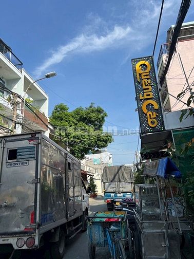 Bán nhà mặt tiền Đường Số 33, P. Tân Hưng, trung tâm Q.7