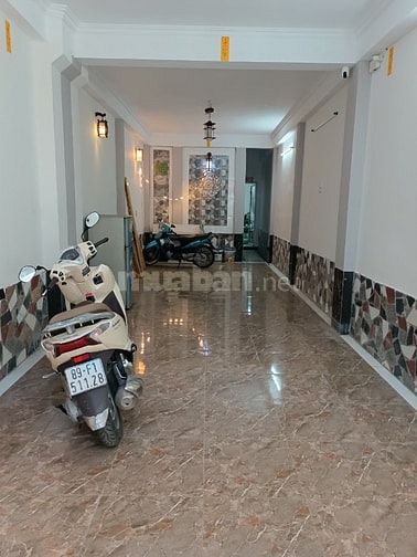CHO THUÊ PHÒNG 402 (3 triệu) & 502 (2,6 triệu) – PHỐ TÂN MAI đủ tiện í