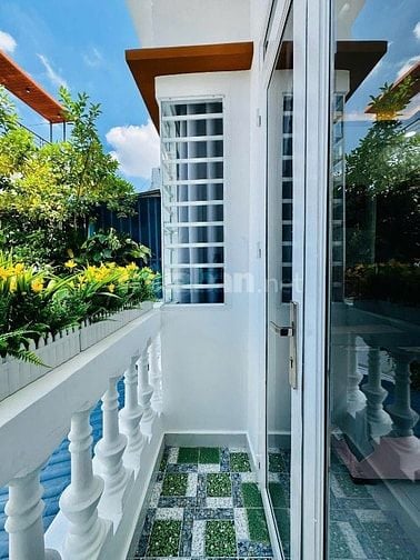 BÁN NHÀ MẶT TIỀN HOA GIẤY, Phú Nhuận - NGAY KHU PHỐ ẨM THỰC, Đường 8m