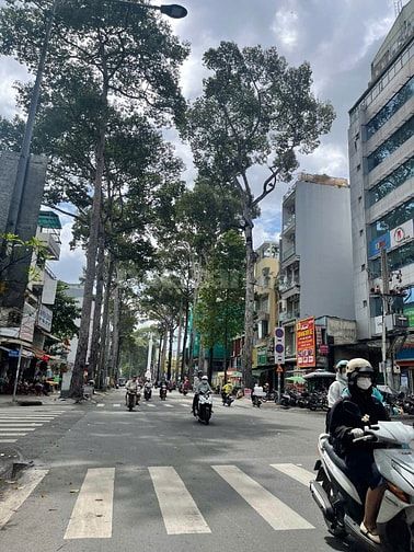 Sản Phẩm HOT Dành Cho Nhà Đầu Tư Tìm Kiếm Vị Trí Trung Tâm Quận 5