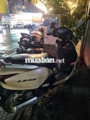 Honda Lead 110 Fi 2011 Vàng kem