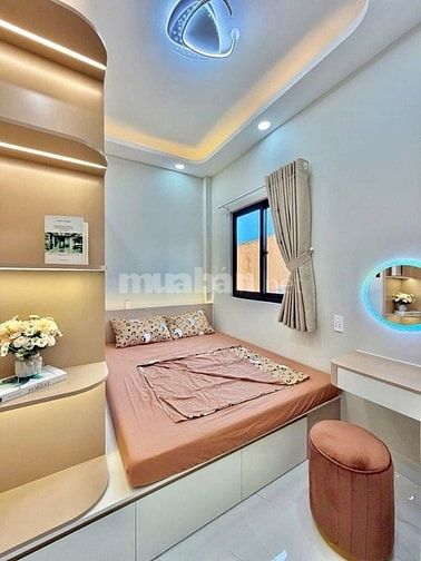 Chủ định cư bán nhà Đặng Dung, Quận 1. Gần Coopmart Trần Quang Khải
