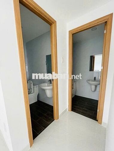 TÒA NHÀ ĐƯỜNG CỬU LONG KHU SÂN BAY DT: 8X20M HẦM 4 TẦNG CHO THUÊ