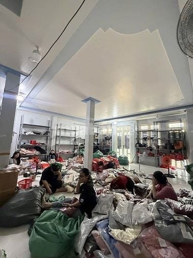 Gần 4 xã Ngang 8m nhà 4 tầng hoàn công đủ 133m2 hẻm nhựa 6m