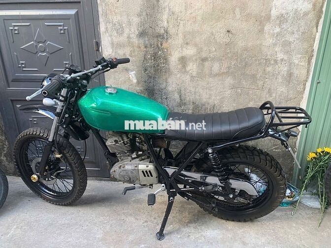 Suzuki GN125 Tracker Xanh