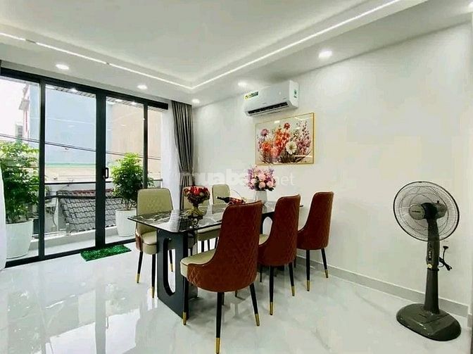 Cần bán gấp nhà Hà Huy Giáp, Quận 12. Giá 3,69 tỷ, 60m2, hẻm xe hơi 5m