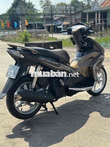 Honda Air Blade Đen vàng