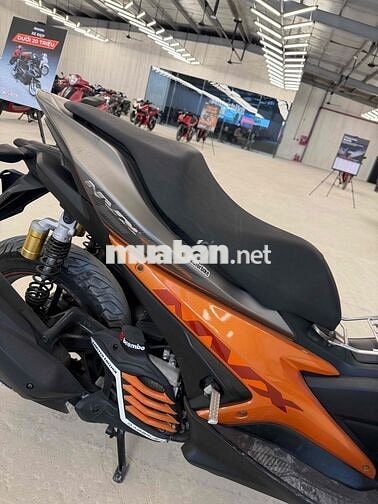 Yamaha NVX 2018 - Cam Đen - 25.149km