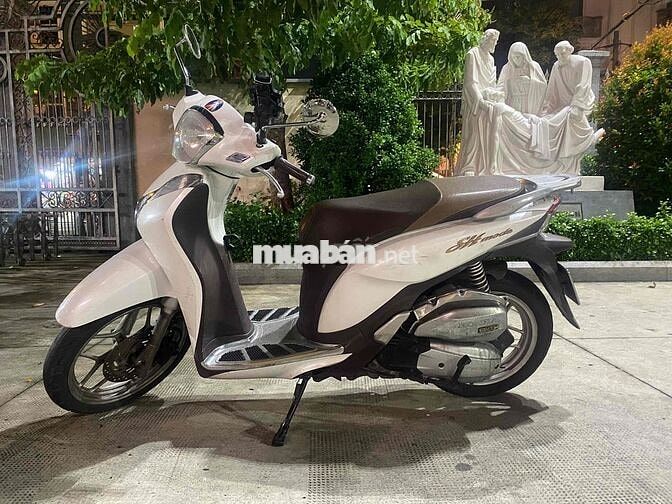 CẦN BÁN XE SH MODE 2018 - MỚI CHẠY ĐC HƠN 5VẠN KM
