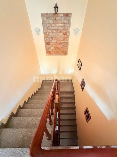 Bán BiệtThự Hoàng Dư Khương Q.10 - 7,9m x 23m chgir 46,5 tỷ