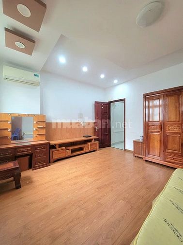 7.x T.Ỷ - 1 CĂN RA MT DƯƠNG QUẢNG HÀM - NGANG 4,6M × 13M - 4 TẦNG 4PN