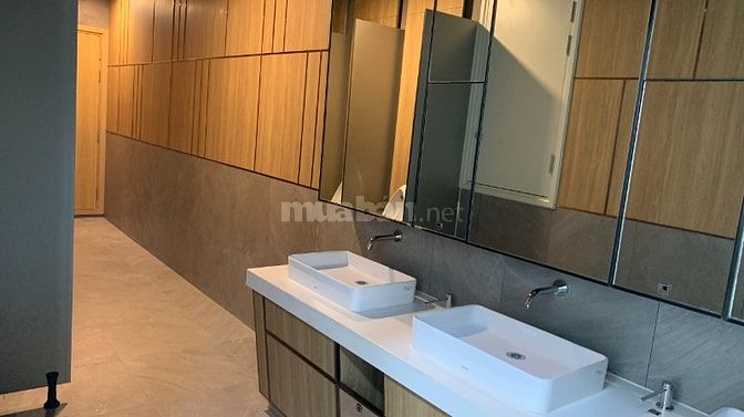 Tổng hợp: Văn phòng hạng C, DT 50m2...280m2 giá chỉ từ 140N/m2
