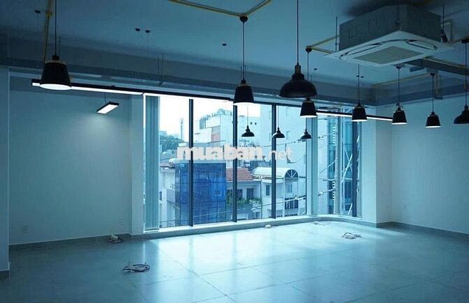 NHÀ ĐƯỜNG HOÀNG HOA THÁM DT: 7X20M TRỆT 3 LẦU SÂN THƯỢNG CHO THUÊ