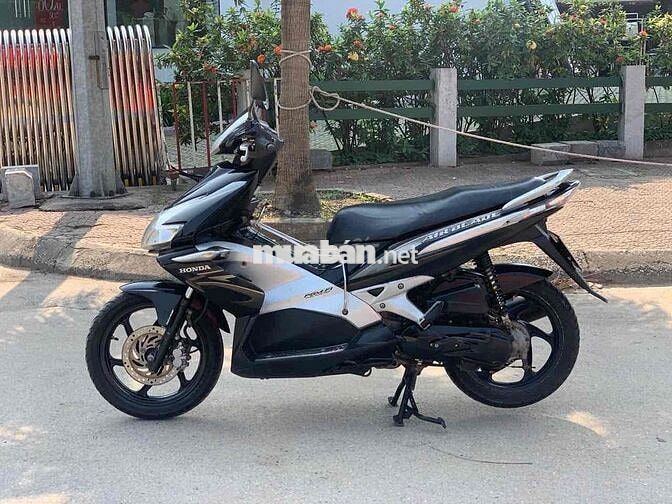 Honda Air Blade 110FI 2010 Đen bạc