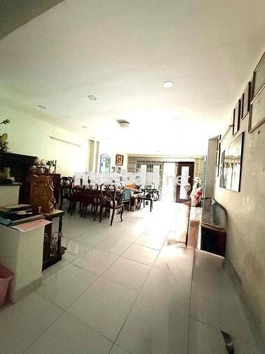Bán Nhà Chính Chủ - Nguyễn Xí Bình Thạnh - HXH - 120m2 - Hơn 12 TỶ TL.
