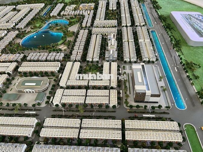 CHỦ ĐANG CẦN VỐN, NỀN 140M2 DARESCO GẦN TRUNG TÂM, ĐỐI DIỆN DÃY BT