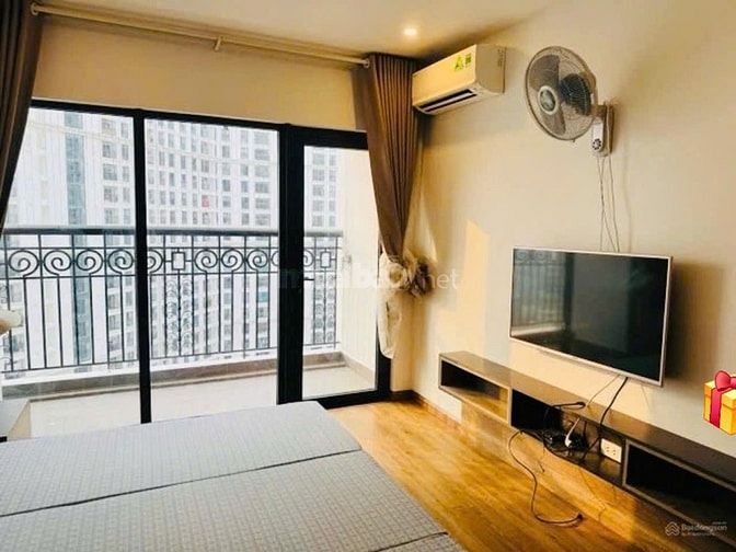          NGỘP BANK GIA ĐÌNH CẦN BÁN CĂN HỘ CC THE EMERALD  ĐÌNH THÔN !