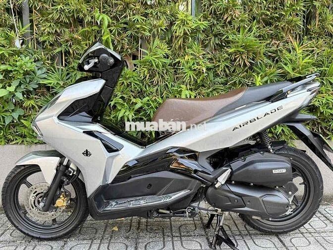 Air blade 2020( nậu xớ đưa trước 18trieu nhận xe)
