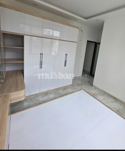 Bán nhà mới đẹp An Dương Vương P4 Q5 dt 5,2x9m 3 tầng chỉ 8,9 tỷ.
