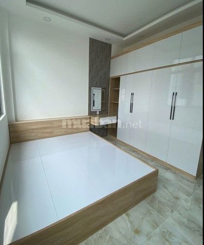 Bán nhà mới đẹp An Dương Vương P4 Q5 dt 5,2x9m 3 tầng chỉ 8,9 tỷ.