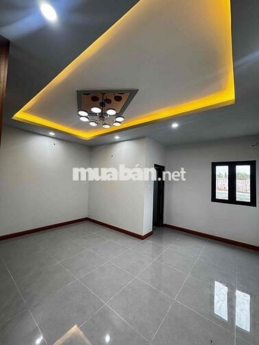 nhà mới 110m2 gần chợ ra Lê Văn Khương