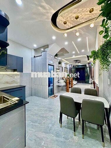 BÁN NHÀ MỚI ĐƯỜNG HOÀ BÌNH ĐỐI DIỆN ĐẦM SEN QUẬN 11 CHỦ TẶNG FULL NT