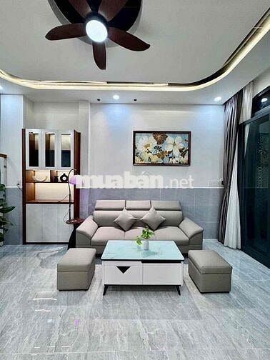BÁN NHÀ MỚI ĐƯỜNG HOÀ BÌNH ĐỐI DIỆN ĐẦM SEN QUẬN 11 CHỦ TẶNG FULL NT