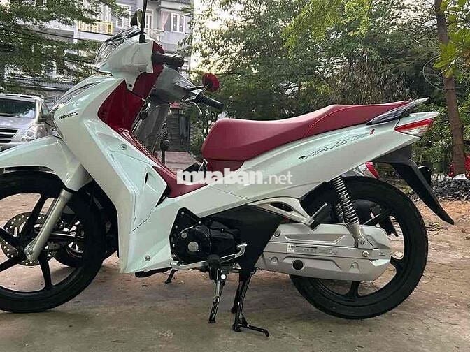 Honda Wave 125i Trắng đỏ 5230 km