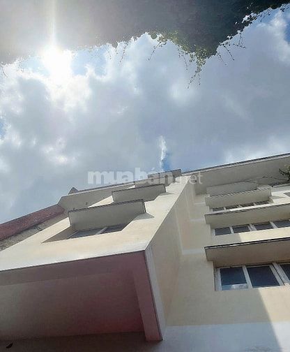 Bán Căn 2PN Chung Cư 353/30 Đinh Bộ Lĩnh P26 BT 47m2 Giá 2,35 tỷ (tl)