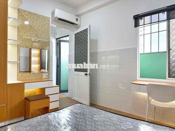 2 Phòng Ngủ -45m2 - Ban Công -Full Nội Thất- Phan Xích Long-Phú Nhuận