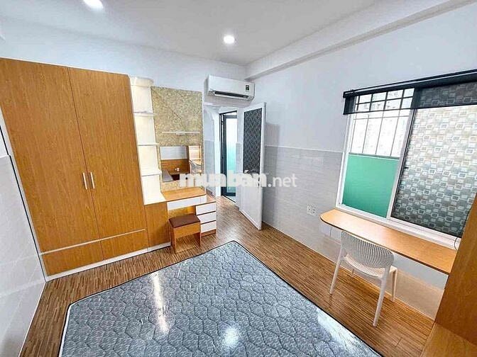 2 Phòng Ngủ -45m2 - Ban Công -Full Nội Thất- Phan Xích Long-Phú Nhuận