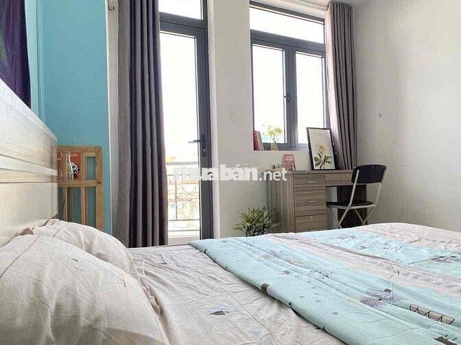 THANG MÁY 1PN ban công tách bếp ngay Hoàng Văn Thụ, Phú Nhuận giá 7tr2