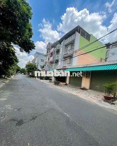 CHO THUÊ NHÀ PHỐ ĐƯỜNG 47 KHU TÊN LỬA CÁCH EON MALL 5Phút