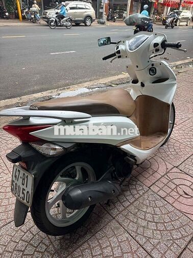 Honda Vision Fi 2013 Trắng phố