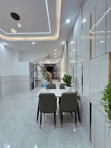 Nhà 3 tấm DTSD 211m2 giá 6,2 tỷ ngay trường Kim Đồng, BÌnh Tân