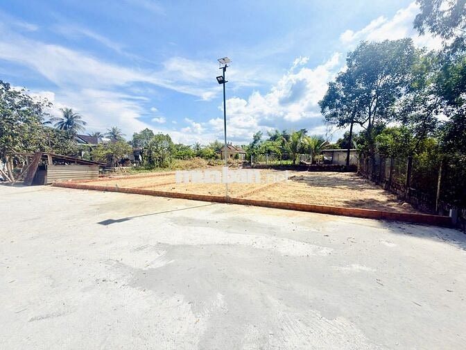 Gần trung tâm hành chính Hoà Vang - ngay QL14B vào 300m - chỉ 1tỷ2xx