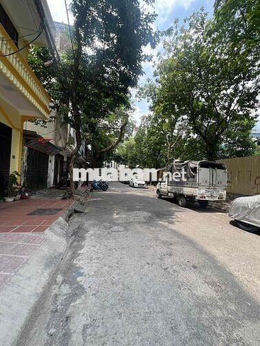 🏡CHO THUÊ NHÀ LÀM VĂN PHÒNG > DIỆN TÍCH 60M > ĐUỜNG 15M >  VỈA HÈ OTO