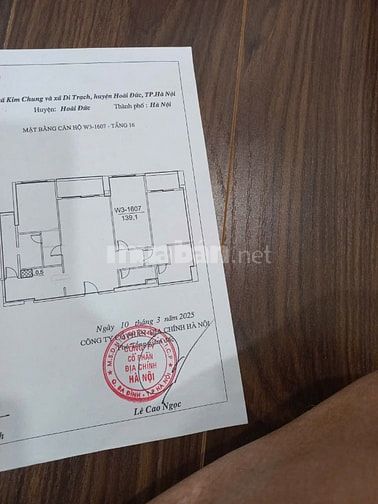 Chính chủ bán căn hộ 139m2,giá 72 tr/m2,chung cư The Wisteria-Hoài Đức
