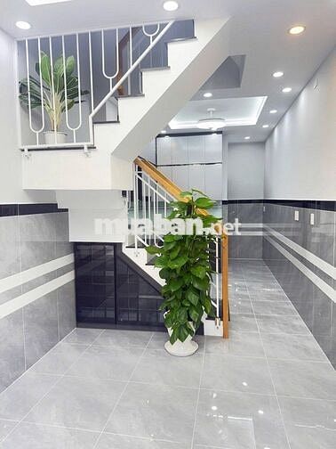 Chỉ 755 triệu nhà 3x7m Trần Thị Hè hẻm xe hơi gần chợ Hiệp Thành.